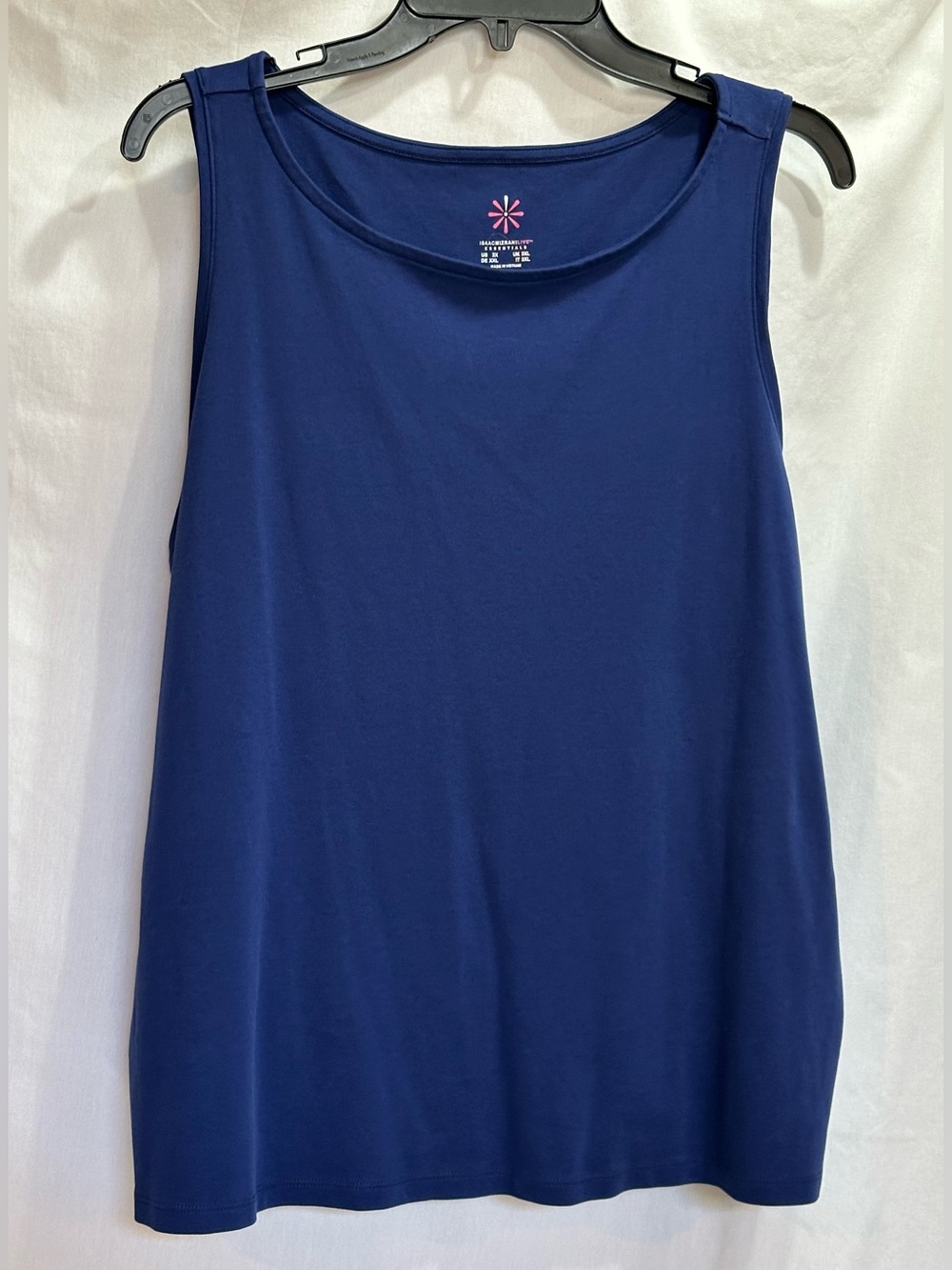 Isaac Mizrahi Navy Blue Sleeveless Tank Top
